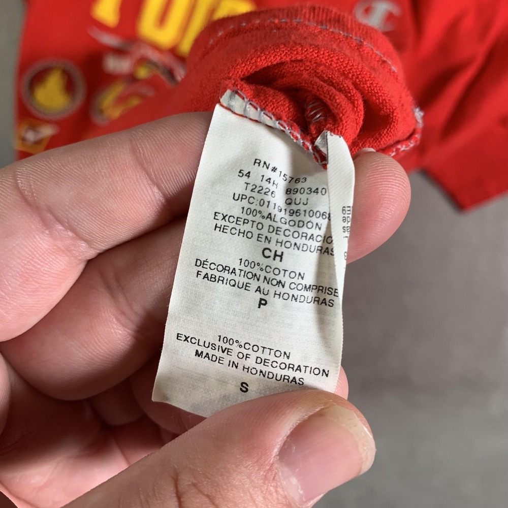 Disney Walt Disney World Marathon Shirt Mens Small Red runDisney 2015 Champion - Picture 9 of 11